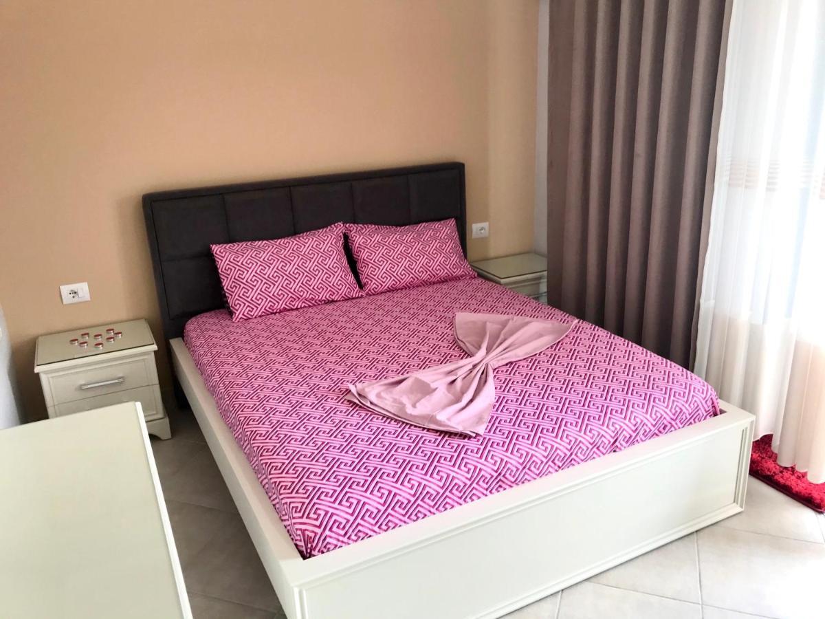 Queen Isabella Premium Vlorë Exterior foto