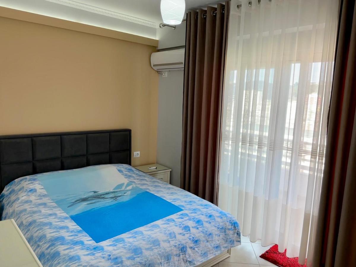 Queen Isabella Premium Vlorë Exterior foto